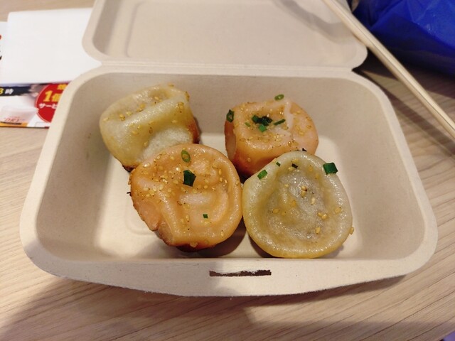 博多焼き小籠包1010 西新店 - 西新/惣菜・デリ | 食べログ