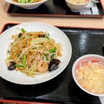 東京大餃子 華星 - 料理写真:上海焼きそば780円