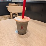 貢茶 - ドリンク写真:焙じ茶ミルクティーSパール660円