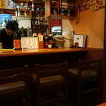 おでん居酒屋 三幸 - カウンター