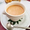 エスポワール - ウフ・ココット
　オマール海老ソース、牛乳のエスプーマ
