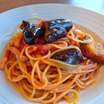オリーブの丘 - 料理写真:焼き茄子とベーコンのトマトソース