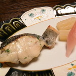 山荘　わらび野 - すずき木の芽焼き