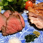 山荘　わらび野 - 牛　地鶏ロースト