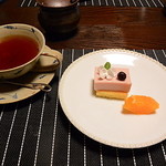 山荘　わらび野 - デザートとしょうが紅茶