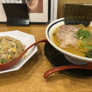 ラーメン階杉 - 料理写真: