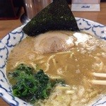 夕介 - ラーメン中（1.5玉）800円