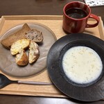 オーボンパン - ある日の朝食で戴き間下このみ(嫁さんの分)