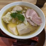 手打ち正麺 Hachimitsu - 料理写真: