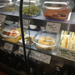 （食）ましか - お料理はすぐ出てくる