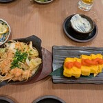 酒場 トロ壱 - 明太だし巻き・丸腸ホルモン鉄板焼き