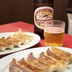 くるまやラーメン - 料理写真:餃子いっぱい