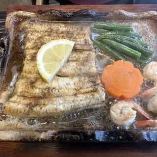 うなぎ釜めし藤田_1