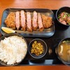 とんかつとカツカレーの店 キセキ食堂 - 料理写真:本日のとんかつ（肩ロース）
