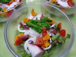 手打ち蕎麦しなの屋吉べぇ - 海鮮春サラダ