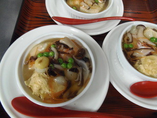 手打ち蕎麦しなの屋吉べぇ - おまかせ会席　湯葉蒸しあんかけ