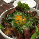 キッチンたまご亭 - 淡路玉卵牛ステーキ丼 (大)