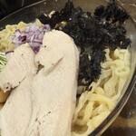つけめん・らーめん活龍 - 料理写真:冷やし煮干しそば(UP)