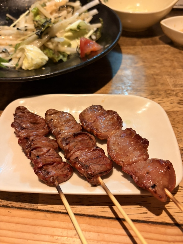 なお 吉 藤沢 店