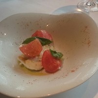 リストランテ･ヒロ チェントロ 丸ビル店 - トマトがおいしい