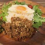ベトナム料理 ふぉーの店 - ガパオライス