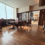 「雅庭」バー - 店内