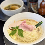 中華そば 麺や 六助 - 料理写真:昆布水つけそば