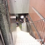 新宿割烹 中嶋 - 入口はB1です…