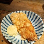 やきとり にしだ場 - 料理写真:唐揚げ100円！大きくて美味しい