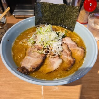 横浜家系ラーメン 友喜家_0