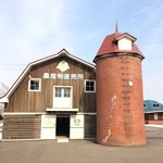 八紘学園 農産物直売所 - 【2015年03月】店舗外観。