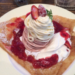 クレープリー・スタンド シャンデレール 梅田店 - モンブランクレープ