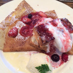 クレープリー・スタンド シャンデレール - ミルフィーユクレープ