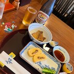 はせべ - 料理写真:〖ビール〗700えんキリン☆〖鶴定食〗(6000えん)☆う巻き☆きゅうり＆もろみそ☆しら焼☻しょうが＆おしょうゆ☆肝焼☆浜納豆✨.ﾟ･*


