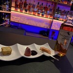 BAR ALLIN - 