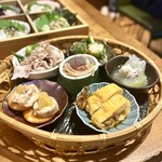 鶏と魚と炭火焼き 燈 - 