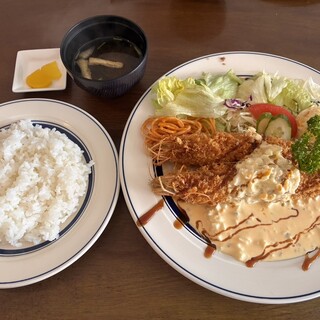LIFE 喫茶&洋食_1