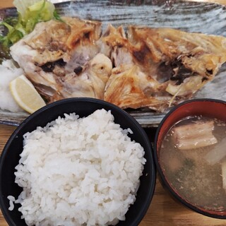 タカマル鮮魚店_1