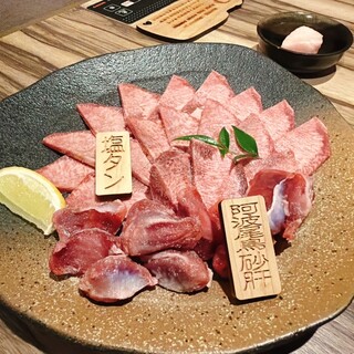 ちぐさ - 料理写真:塩タン(US産)、阿波尾鶏砂肝
