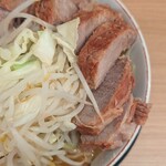 ラーメン豚山 - 料理写真: