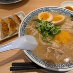 丸源ラーメン - 料理写真: