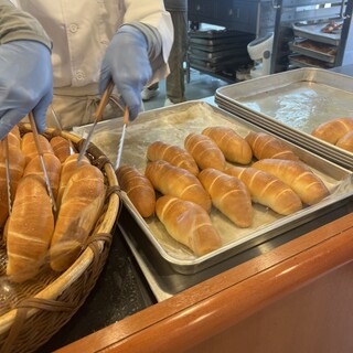 塩パン屋 パン・メゾン_1