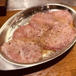 炭火焼肉 牛牛 - 