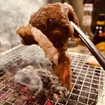 炭火焼肉 牛牛 - 