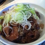 ホルモン丼
