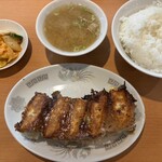 餃子の店 味の横綱 - 