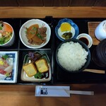 のざわ屋食堂 - 料理写真:豪華な2段のお膳。