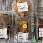 美唄焼鳥 惣菜 炎 - ぜーんぶ半額‼️