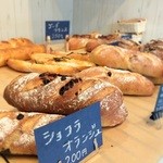 パン工房　こんとれいる - フランスパン類