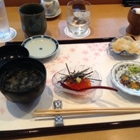 寿司 濱芝 - 海苔の御椀、イクラ、その他諸々